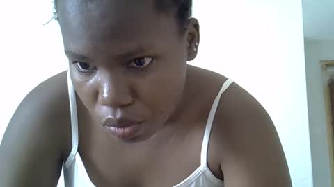 Snapshot of osoprettyebony chatting on 30, 9, 2025 osoprettyebony online show from 30, 9, 2025