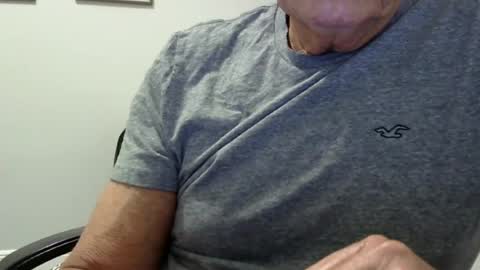 Snapshot of ossibottom chatting on 22, 6, 2026 Ossi online show from 22, 6, 2026