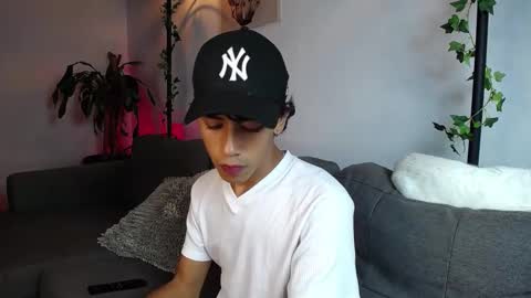 ostin 18hot online show from 14, 12, 2024