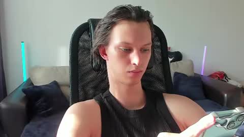 Snapshot of ostin_meoww chatting on 28, 6, 2026 Ostin online show from 28, 6, 2026