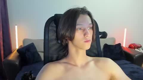 Snapshot of ostin_meoww chatting on 20, 7, 2026 Ostin online show from 20, 7, 2026