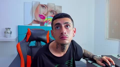 Snapshot of ostinmills chatting on 13, 12, 2024 Ostin baby online show from 13, 12, 2024