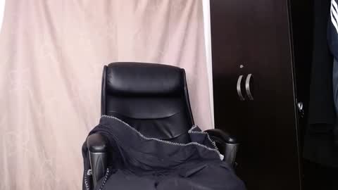 Snapshot of otto_stud chatting on 30, 4, 2026 otto_stud online show from 30, 4, 2026