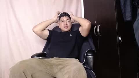 Snapshot of otto_stud chatting on 1, 6, 2026 otto_stud online show from 1, 6, 2026