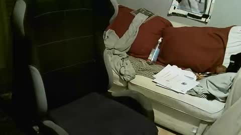 Snapshot of ouinnybis195625 chatting on 20, 10, 2025 ouinnybis195625 online show from 20, 10, 2025