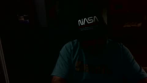 Snapshot of ouiostie chatting on 6, 1, 2025 Vraiment la online show from 6, 1, 2025