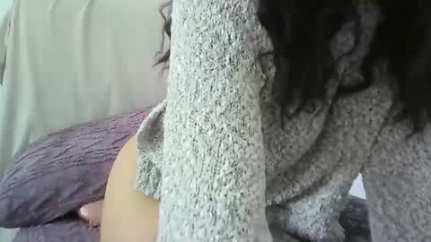 oumaimasoufaine66 online show from 7, 3, 2026