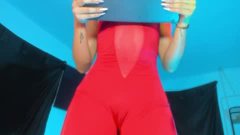 Snapshot of ounla_sweet chatting on 13, 5, 2026 ounla sweet online show from 13, 5, 2026