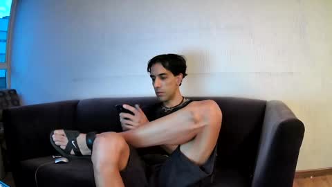 Snapshot of outtamatik chatting on 9, 9, 2025 G online show from 9, 9, 2025