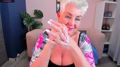 Snapshot of over50games chatting on 24, 1, 2025 Alla online show from 24, 1, 2025