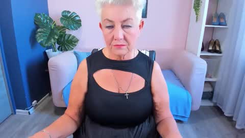 Snapshot of over50games chatting on 10, 9, 2025 Alla online show from 10, 9, 2025