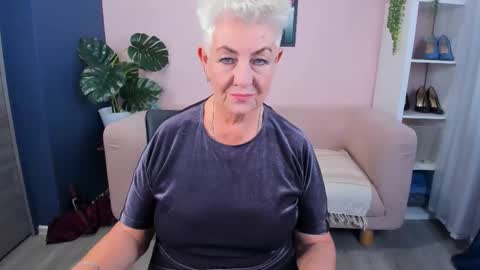 Snapshot of over50games chatting on 23, 9, 2025 Alla online show from 23, 9, 2025