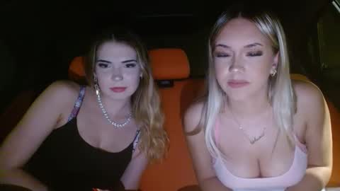 Snapshot of overglazedmuffin chatting on 15, 10, 2025 Julia Bella online show from 15, 10, 2025