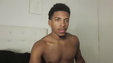 Snapshot of owen_222 chatting on 4, 12, 2025 Owen online show from 4, 12, 2025