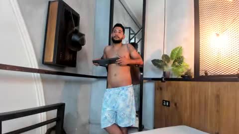 Snapshot of owen_scottx chatting on 7, 11, 2025 Owen Scott online show from 7, 11, 2025