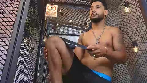 Snapshot of owen_scottx chatting on 9, 11, 2025 Owen Scott online show from 9, 11, 2025