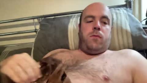 Snapshot of owenfn2 chatting on 18, 4, 2026 Owen2022 online show from 18, 4, 2026