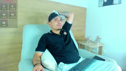 O W E N - S T O N E online show from 30, 10, 2025