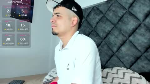 O W E N - S T O N E online show from 25, 11, 2025