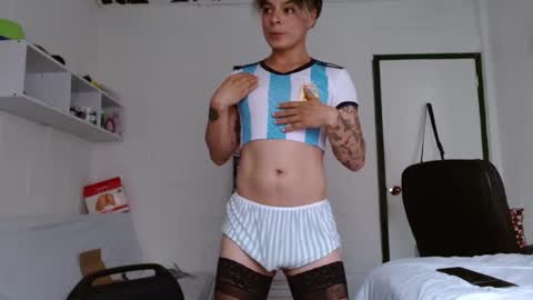 Jeannifer online show from 1, 2, 2025