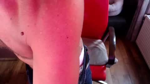 Snapshot of oyrlgtu1257 chatting on 19, 11, 2025 Oyrlgtu online show from 19, 11, 2025