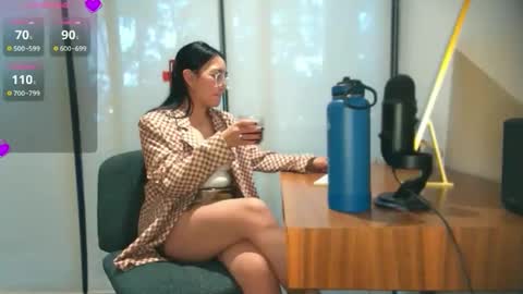 ozhmara online show from 10, 11, 2025