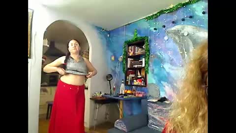 Snapshot of ozzy_helen chatting on 7, 1, 2025 Ozzy Helen online show from 7, 1, 2025