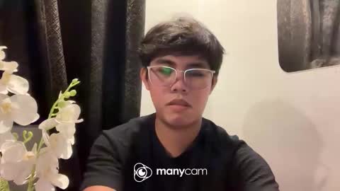 Snapshot of p1noytwink_ chatting on 15, 11, 2025 Terrence online show from 15, 11, 2025