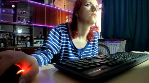 Ella online show from 28, 2, 2025