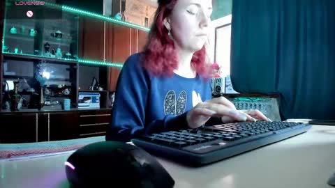 Ella online show from 8, 3, 2025