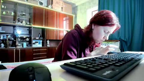 Ella online show from 12, 3, 2025