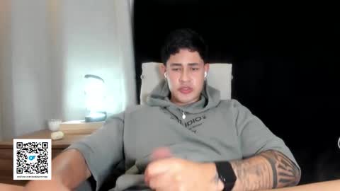 Snapshot of pablo_boston chatting on 21, 10, 2025 Javi online show from 21, 10, 2025