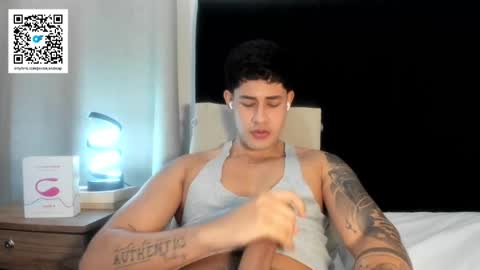 Snapshot of pablo_boston chatting on 24, 10, 2025 Javi online show from 24, 10, 2025