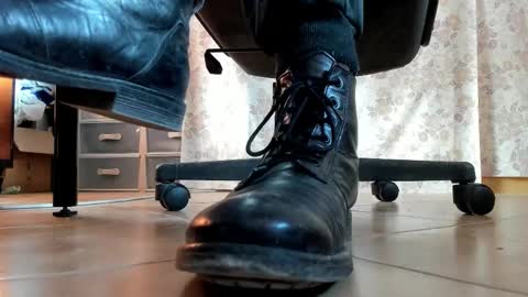 Snapshot of pablomenesssl chatting on 12, 1, 2026 Pablo Meness online show from 12, 1, 2026