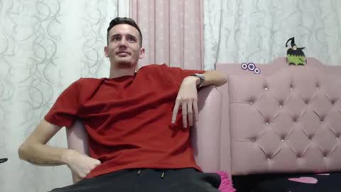 Snapshot of pacco_rabanne1102 chatting on 30, 10, 2025 paco online show from 30, 10, 2025