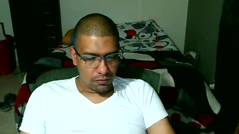 Snapshot of paisita89100 chatting on 8, 8, 2026 paisita89100 online show from 8, 8, 2026