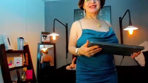 pamela_mature41 online show from 13, 5, 2026