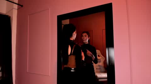 Snapshot of pamelaascott chatting on 20, 6, 2026 P A M online show from 20, 6, 2026
