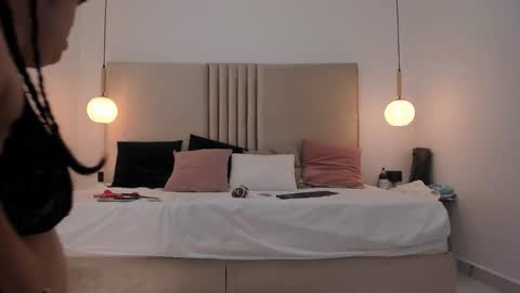 pamelabonnet_mml online show from 22, 12, 2025