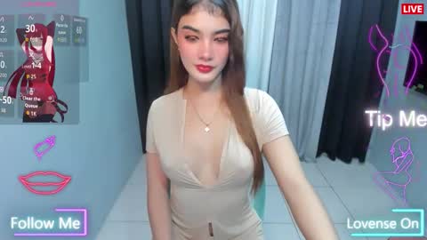 its your little AIRA online show from 14, 11, 2025