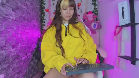 Snapshot of pamelajhonsom chatting on 22, 12, 2024 pamelajhonsom online show from 22, 12, 2024