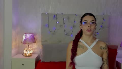 Snapshot of pamelamiler_ chatting on 18, 1, 2026 TELL ME PAMELLA AND GIVE ME A GOOD GRADE ITS IMPORTANT online show from 18, 1, 2026