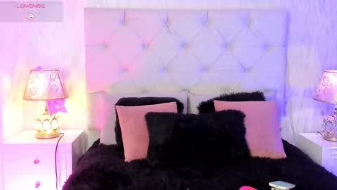 Snapshot of pamelamiler_ chatting on 20, 2, 2026 TELL ME PAMELLA AND GIVE ME A GOOD GRADE ITS IMPORTANT online show from 20, 2, 2026