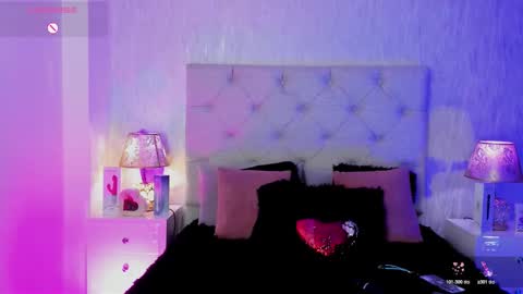 Snapshot of pamelamiler_ chatting on 27, 2, 2026 TELL ME PAMELLA AND GIVE ME A GOOD GRADE ITS IMPORTANT online show from 27, 2, 2026