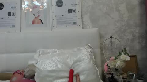 Snapshot of pamella_007 chatting on 5, 11, 2025 Pamella online show from 5, 11, 2025