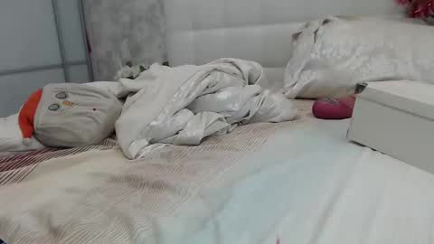 Snapshot of pamella_007 chatting on 12, 4, 2026 Pamella online show from 12, 4, 2026