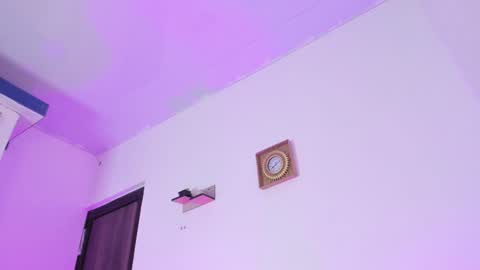 Pammela Smith online show from 9, 1, 2025