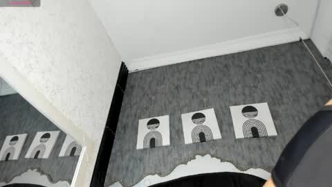      online show from 4, 4, 2026