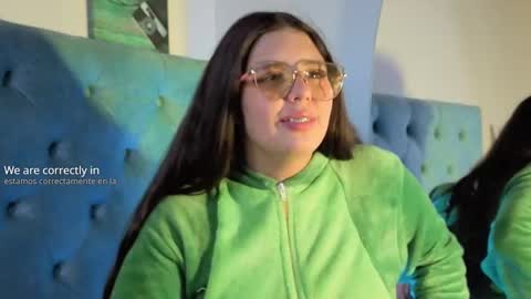 Snapshot of paola_lyon chatting on 4, 10, 2025 Paola Lyon online show from 4, 10, 2025