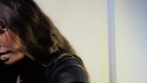 Snapshot of paola_lyon chatting on 7, 10, 2025 Paola Lyon online show from 7, 10, 2025